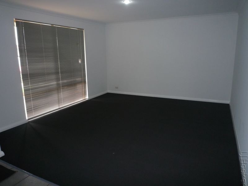 10 Lydia Place, Greenfields WA 6210