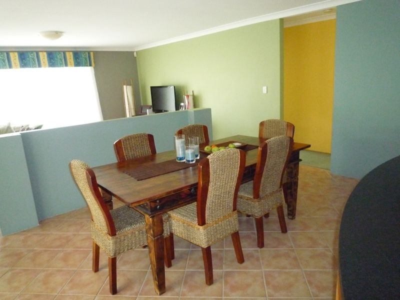 4 Daydream Plaza, Halls Head WA 6210