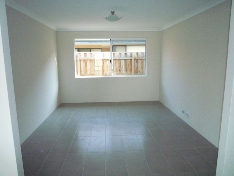 18 Adriana Way, Halls Head WA 6210