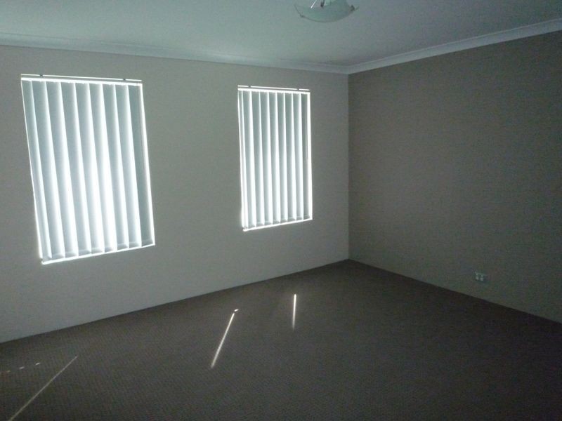 18 Adriana Way, Halls Head WA 6210