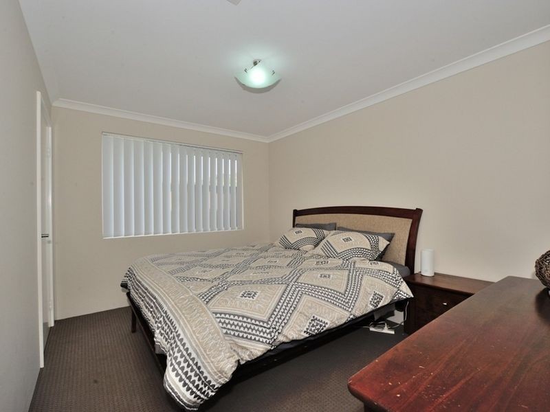 18 Adriana Way, Halls Head WA 6210
