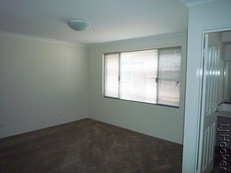 6 Bourke Close, Ravenswood WA 6208