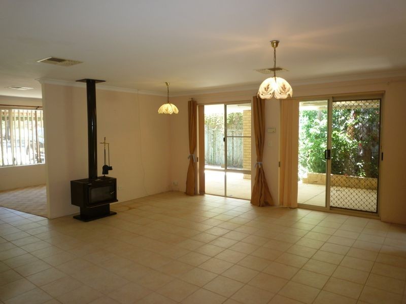 1 Wagtail Court, Greenfields WA 6210