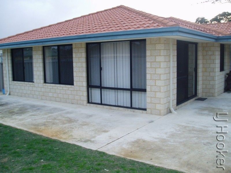 3 Manya Close, Greenfields WA 6210