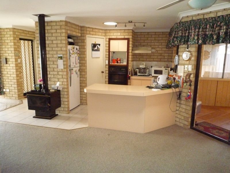 17b Dior Place, Greenfields WA 6210