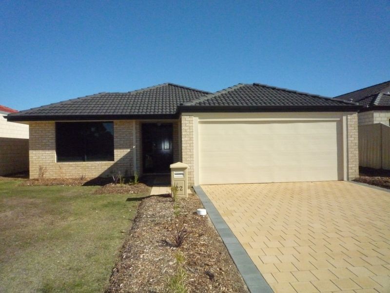 22 Kerkeri Heights, Lakelands WA 6180