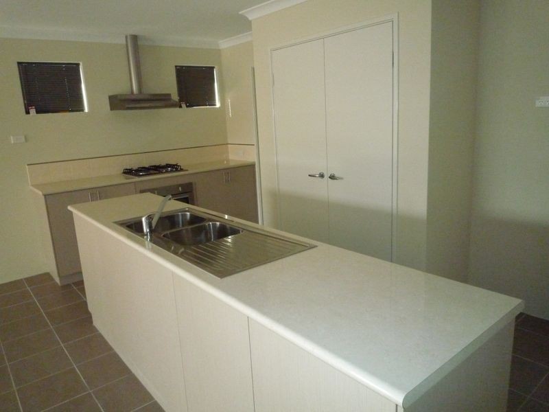 10a Iris Court, Coodanup WA 6210