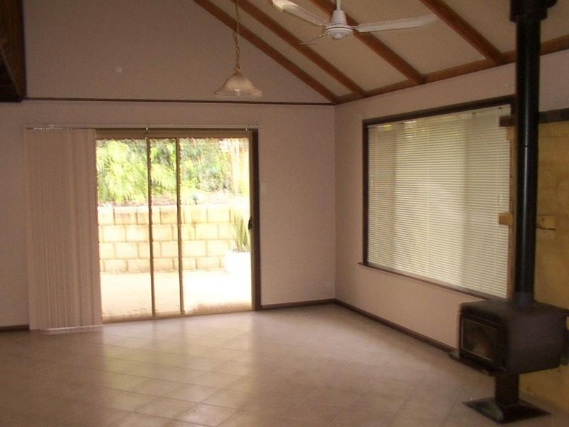 4 Hestia Way SAN REMO, San Remo WA 6210