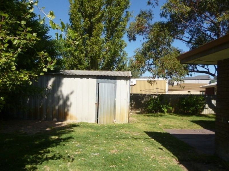 16 Clyde Place, Mandurah WA 6210