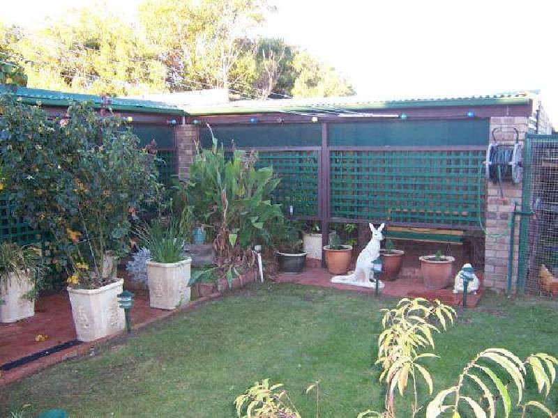 6 Indiana Parade, Singleton WA 6175