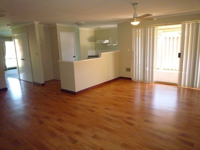 2 Wintersweet Place, Halls Head, Halls Head WA 6210