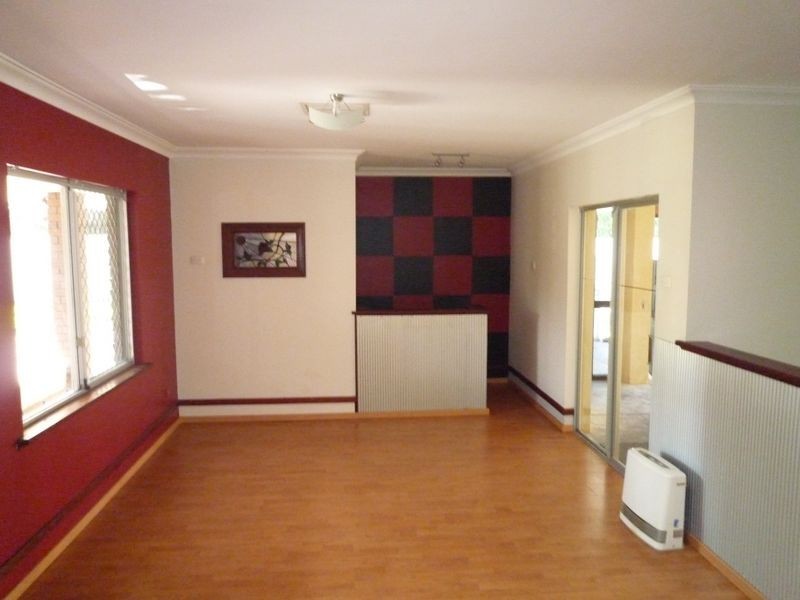 29 Hennessey Place, Mandurah WA 6210