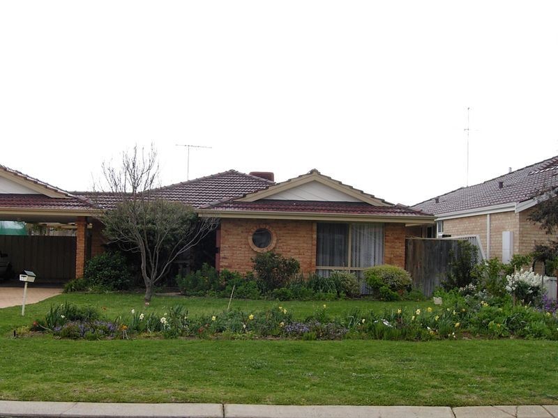 17 Kingfisher Drive, Halls Head, Mandurah WA 6210