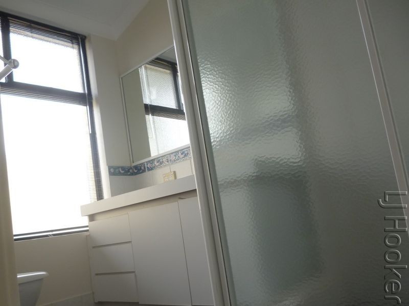 5A Valentino Close, Greenfields WA 6210