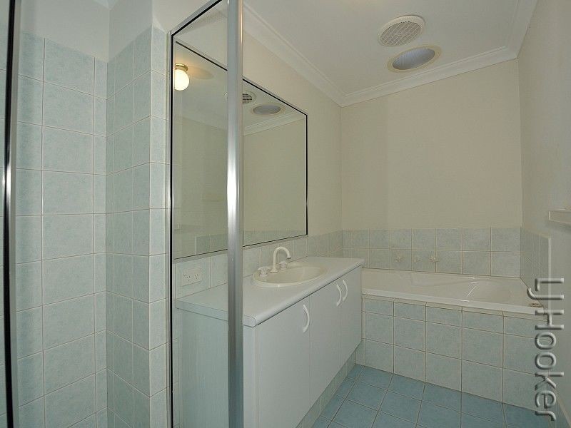 4/6 Churchill Avenue, Dudley Park WA 6210