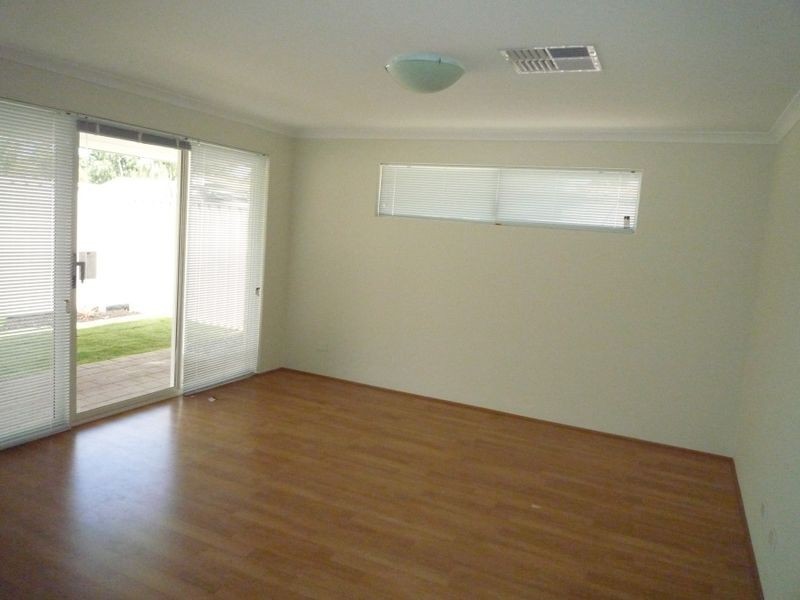 4 Bourke Close, Ravenswood WA 6208