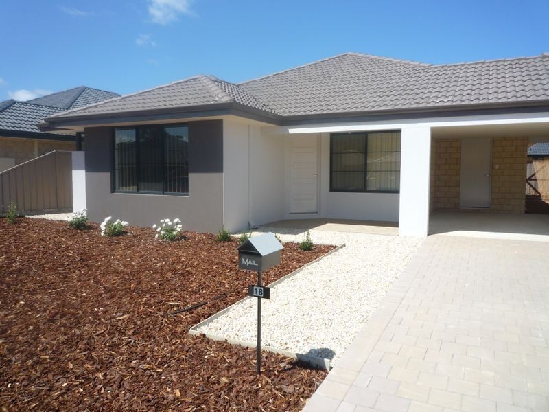 18 Karak Street, Wannanup, Mandurah WA 6210