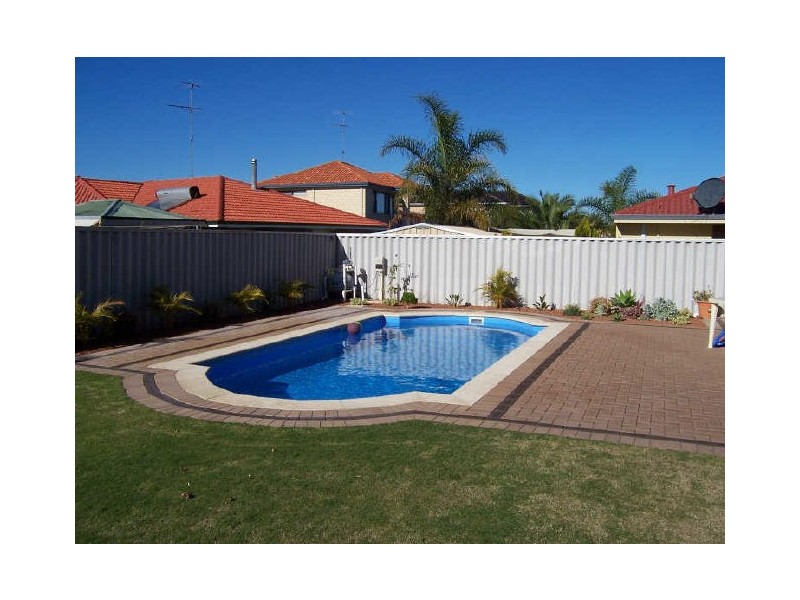 53 Ronsard Drive, San Remo WA 6210