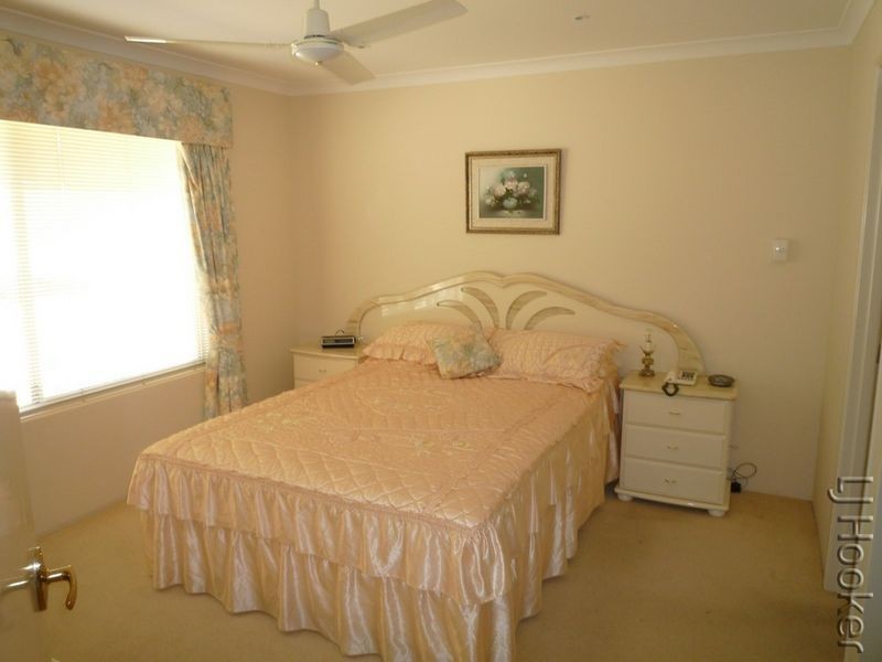 4A Medford Court, Meadow Springs WA 6210