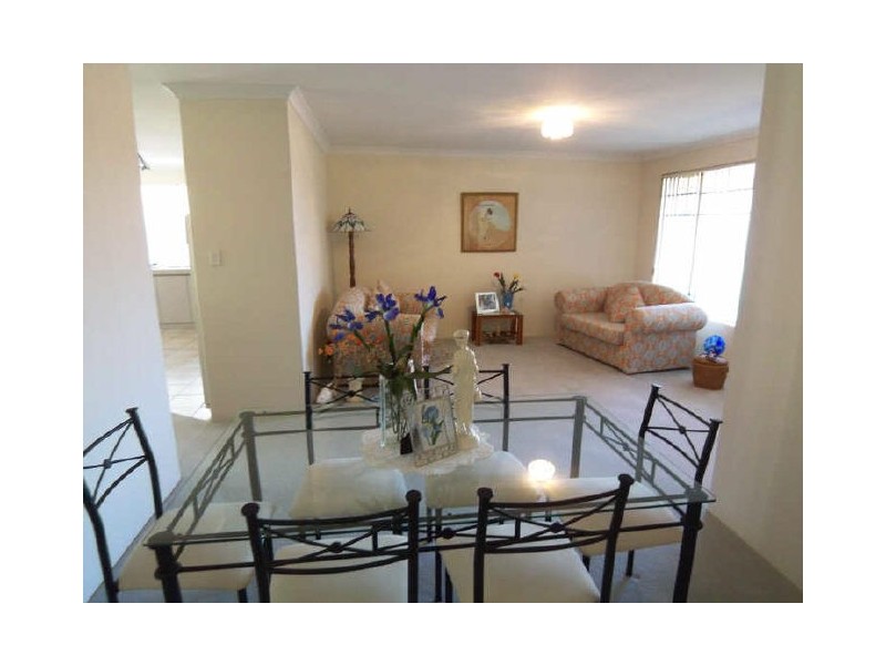 1 Calypso Road, Halls Head WA 6210