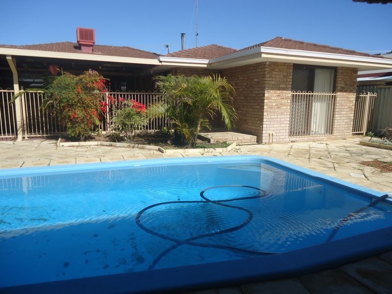 1 David Place, Dudley Park WA 6210