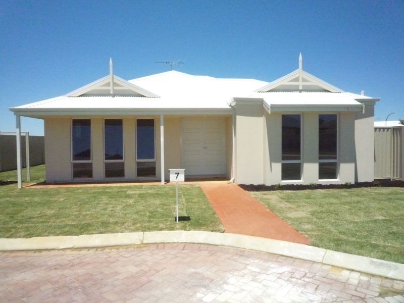 7 Occator Way, Falcon, Mandurah WA 6210
