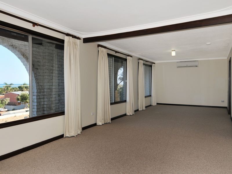 31 Selene Way, San Remo WA 6210