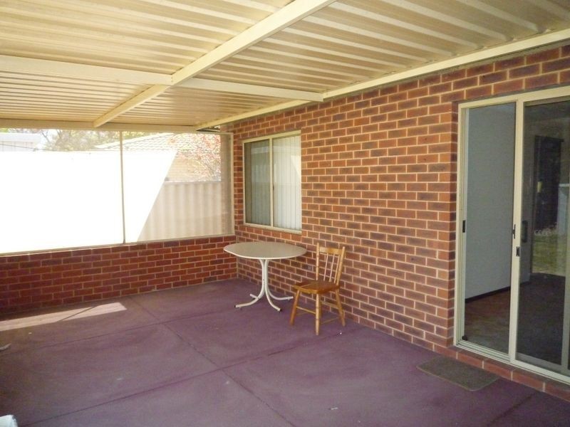 6A Falstaff Close, Greenfields WA 6210