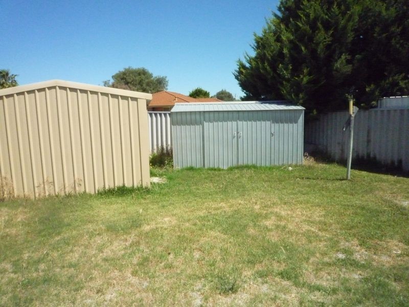 6A Falstaff Close, Greenfields WA 6210