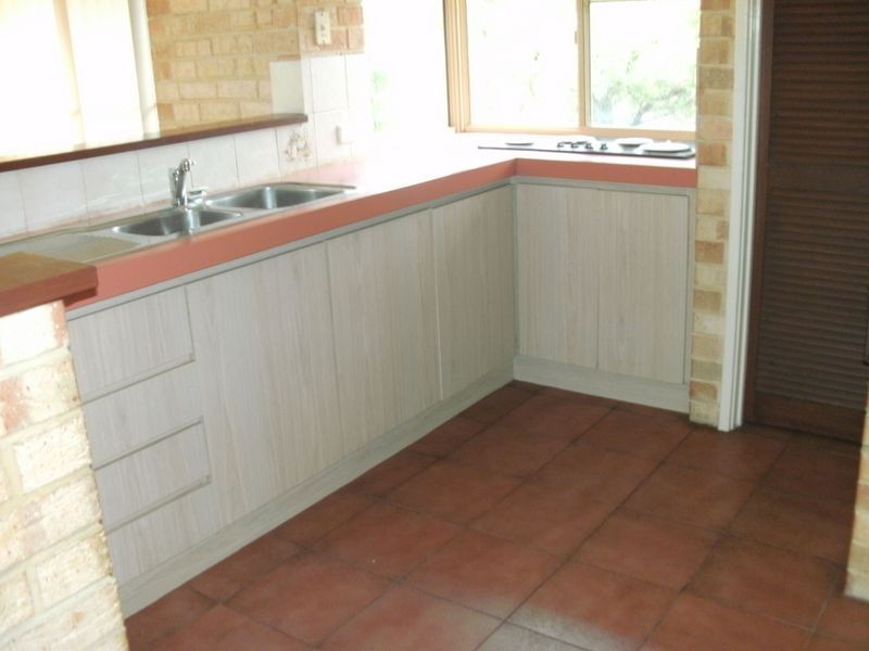 34 Fairway Crescent, Meadow Springs WA 6210