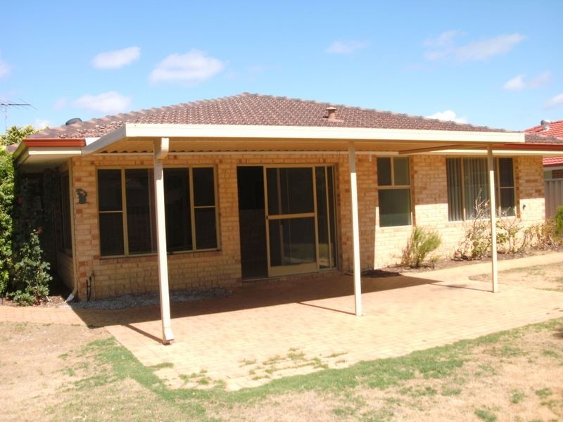 34 Fairway Crescent, Meadow Springs WA 6210