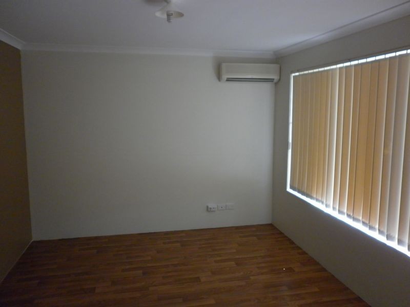 19a Oaklands Avenue, Halls Head, Halls Head WA 6210