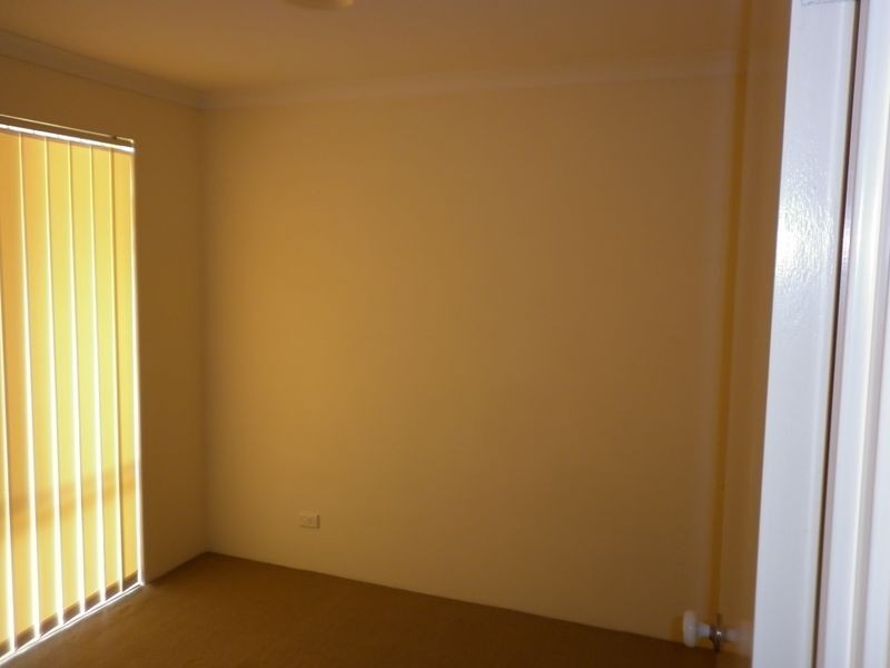 19a Oaklands Avenue, Halls Head, Halls Head WA 6210