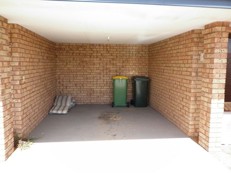 19a Oaklands Avenue, Halls Head, Halls Head WA 6210