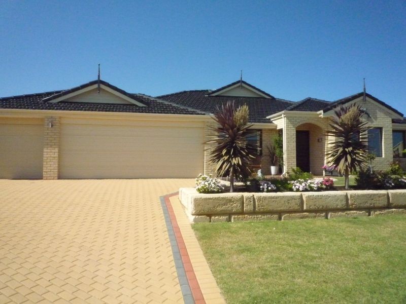 47 Lord Hobart Drive, Madora Bay WA 6210