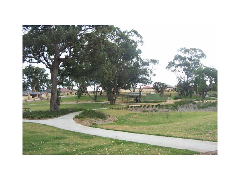 30 Albina Chase, Lakelands WA 6210