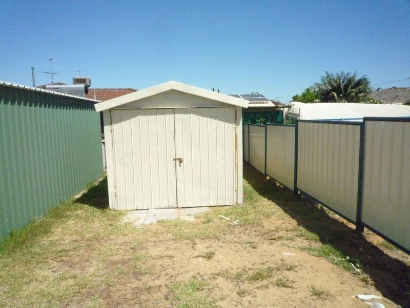 9 Leigh Street, Dudely Park, Mandurah WA 6210