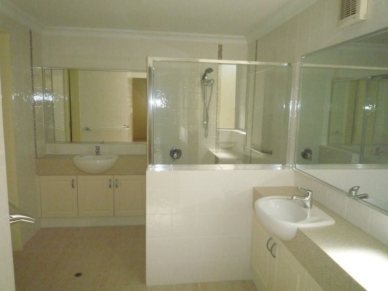 10 Sirrocco Drive, Erskine WA 6210