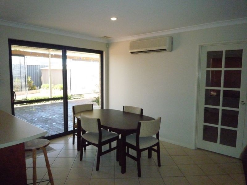 6 Poivre Place, San Remo WA 6210