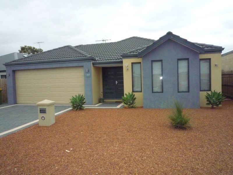 113 Hudson Drive, Dudley Park WA 6210