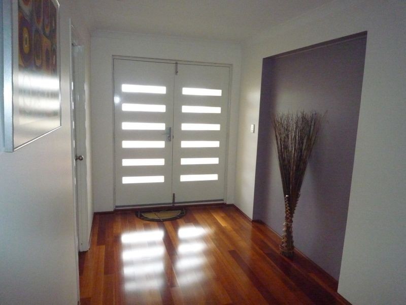 113 Hudson Drive, Dudley Park WA 6210