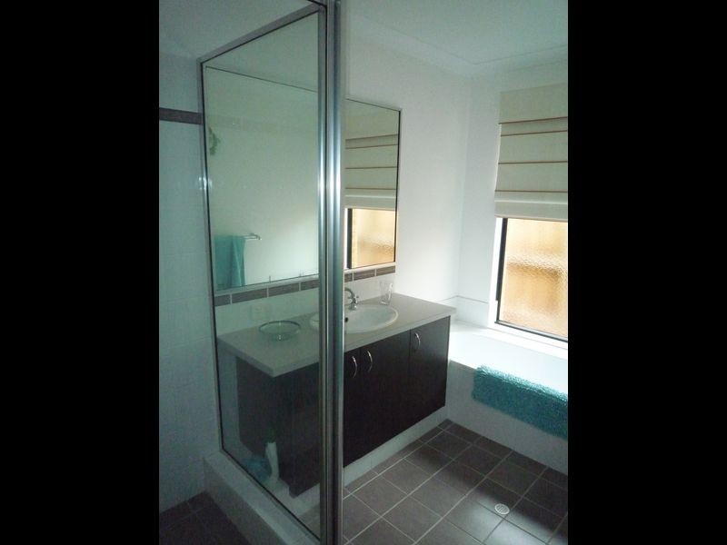 113 Hudson Drive, Dudley Park WA 6210