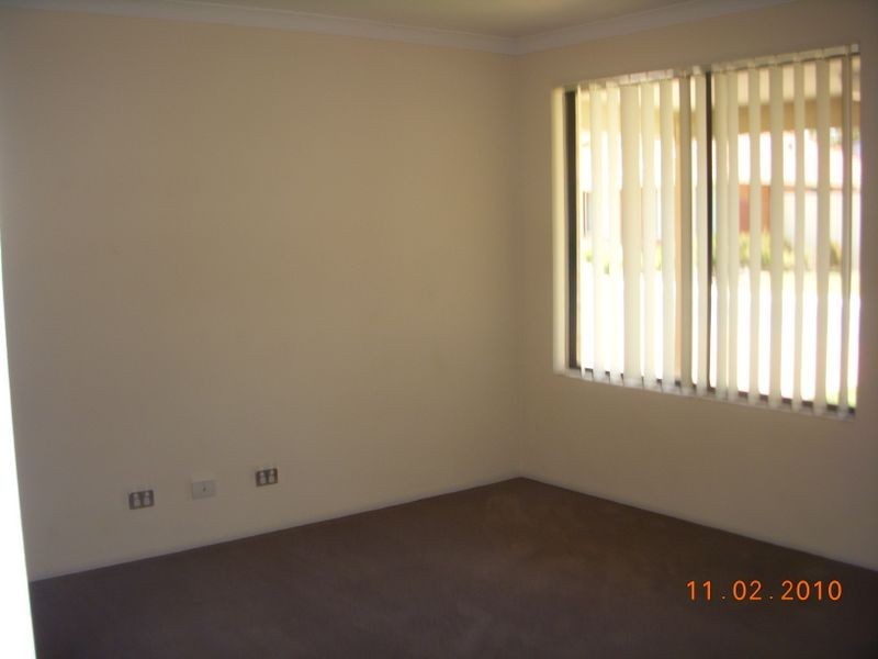 11 Golden Grove, Coodanup WA 6210