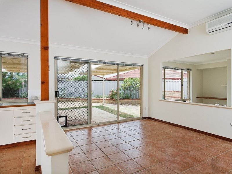 14 Cuvier Place, San Remo WA 6210