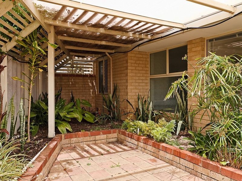 14 Cuvier Place, San Remo WA 6210