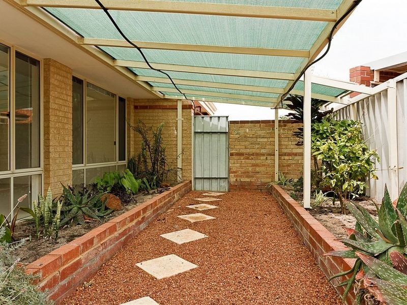 14 Cuvier Place, San Remo WA 6210