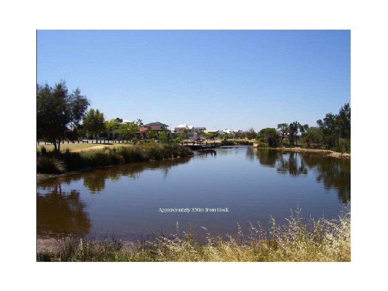 4 Nankeen Approach, Dudley Park WA 6210