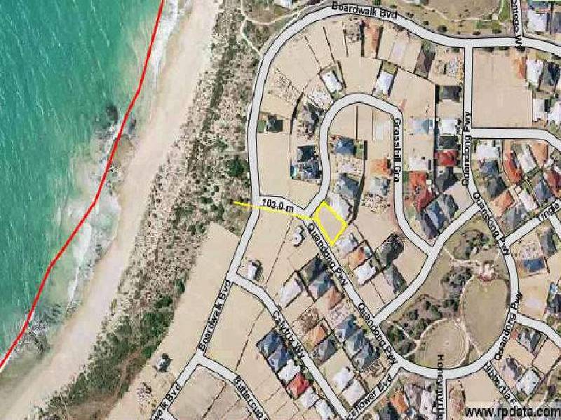 2 Grasshill Grange, Halls Head WA 6210