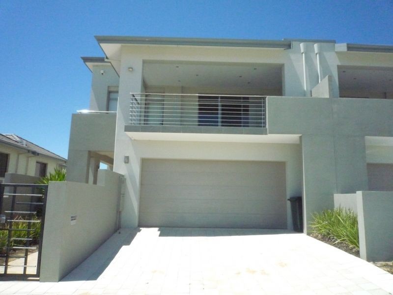 24 Caspian Drive, Wannanup WA 6210