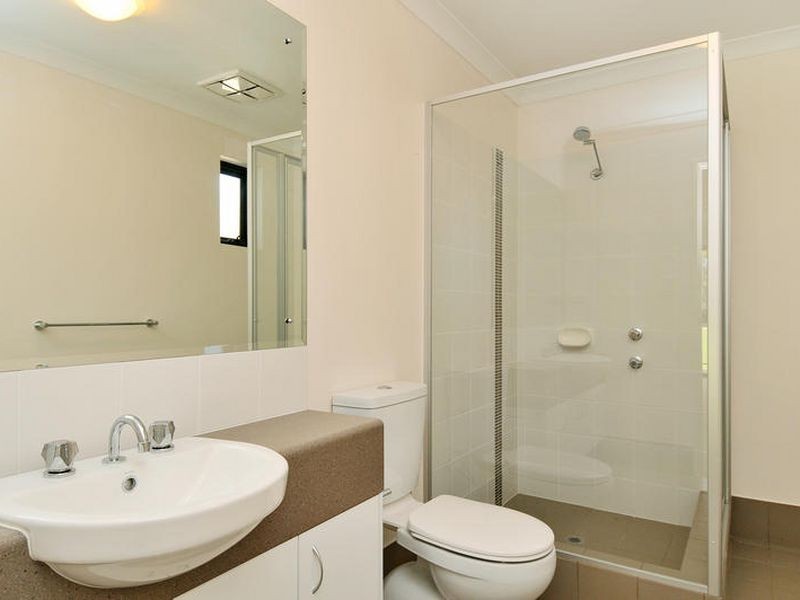 22 Golfers Retreat, Halls Head WA 6210